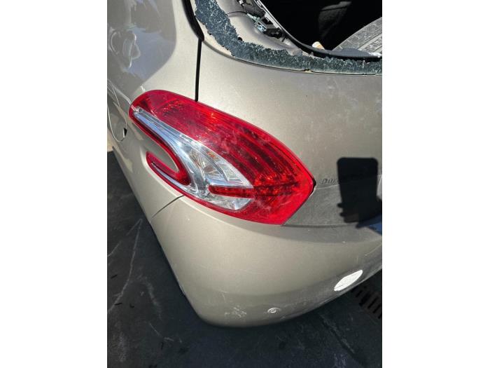 Peugeot 208 I 1.4 16V Sloopvoertuig (2012)