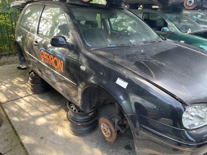 Volkswagen Golf IV 1.6 16V Sloopvoertuig (2000, Zwart)