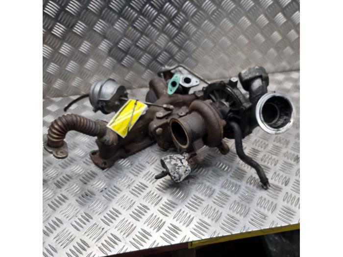 Volvo V70 2.4 D5 20V 205 Sloopvoertuig (2010, Grijs)