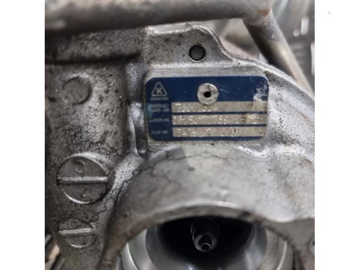 Volvo V70 2.4 D5 20V 205 Sloopvoertuig (2010, Grijs)