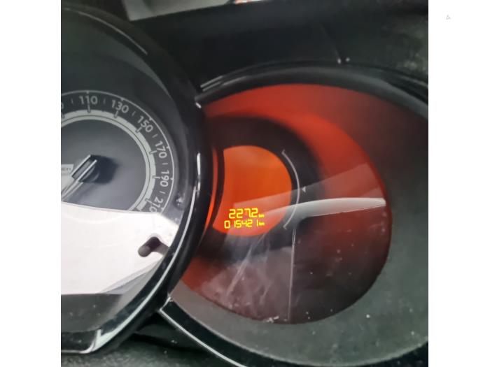 Citroen C3 1.0 Vti 68 12V Sloopvoertuig (2015, Metallic)