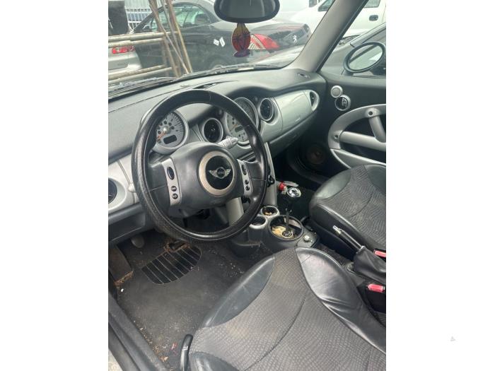 Mini Mini Sloopvoertuig (2004, Zwart)