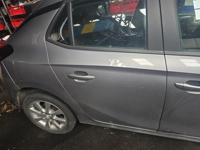 Opel Corsa F 1.2 12V 75 Sloopvoertuig (2021, Grijs)