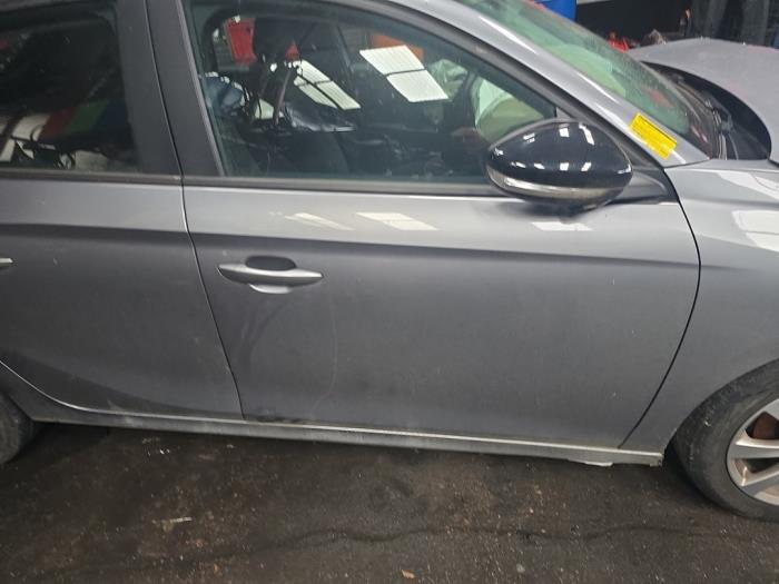 Opel Corsa F 1.2 12V 75 Sloopvoertuig (2021, Grijs)