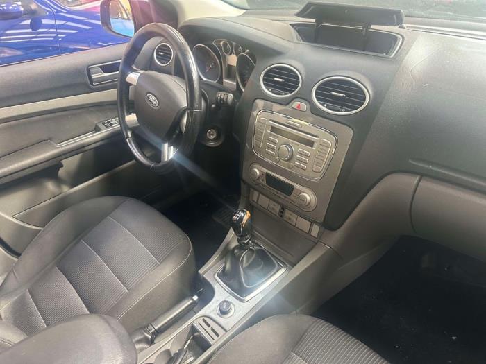 Ford Focus 2 Wagon 1.6 16V Sloopvoertuig (2008, Zwart)