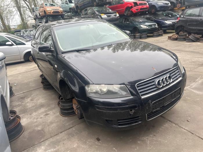 Audi A3 1.6 16V FSI Sloopvoertuig (2003, Zwart)