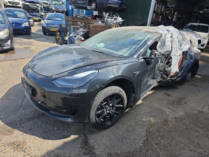 Tesla Model 3 Standard RWD Plus, Long Range RWD Sloopvoertuig (2022)