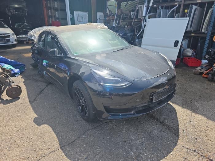 Tesla Model 3 Standard RWD Plus, Long Range RWD Sloopvoertuig (2022)