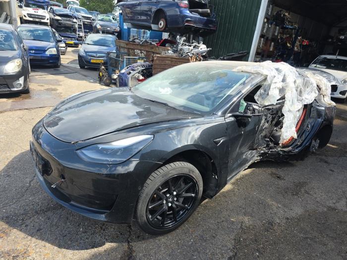 Tesla Model 3 Standard RWD Plus, Long Range RWD Sloopvoertuig (2022)