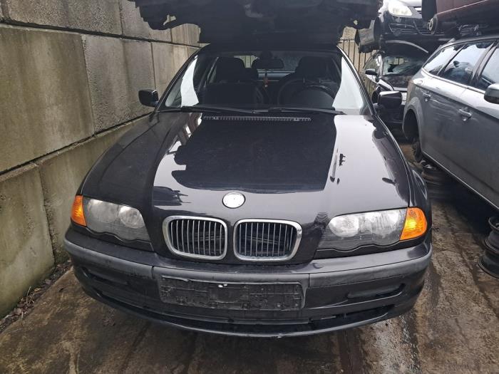 BMW 3 serie 316i Sloopvoertuig (1999, Zwart)