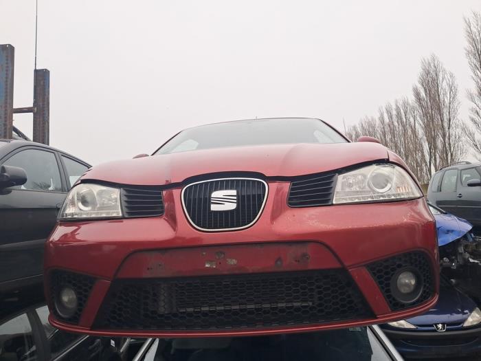 Seat Ibiza III 1.4 16V 100 Sloopvoertuig (2006, Rood)