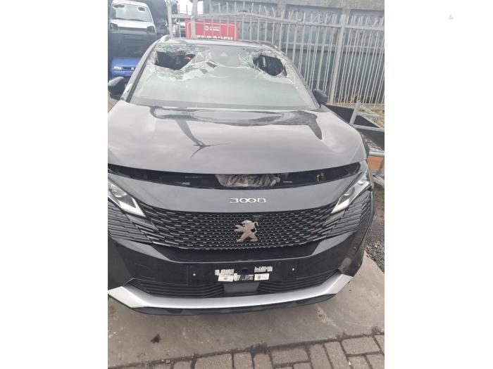 Peugeot 3008 II 1.6 16V Hybrid4 Sloopvoertuig (2023, Zwart)