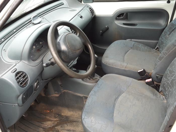 Renault Kangoo 1.9 D 55 Sloopvoertuig (1998)