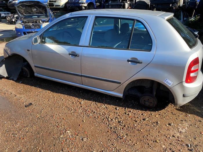 Skoda Fabia 1.9 SDi Sloopvoertuig (2000, Grijs)