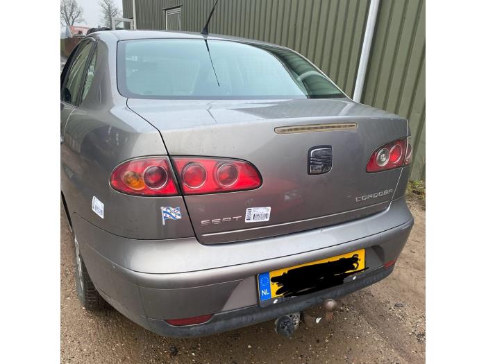 Seat Cordoba 1.4 16V Sloopvoertuig (2003, Grijs)