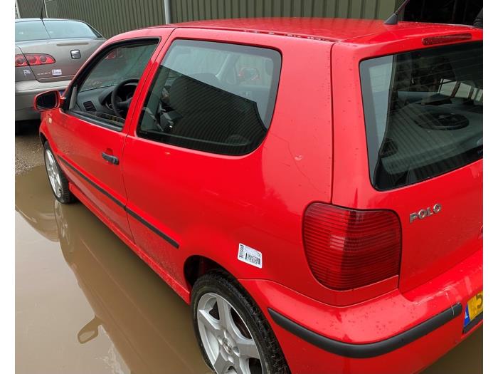 Volkswagen Polo III 1.4 Sloopvoertuig (2000, Rood)