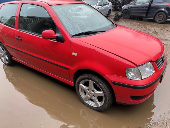 Volkswagen Polo III 1.4 Sloopvoertuig (2000, Rood)