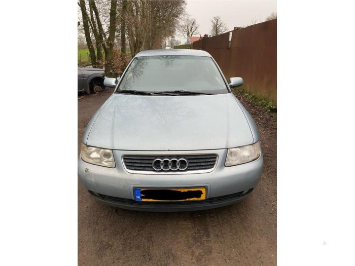 Audi A3 1.6 Sloopvoertuig (2002, Blauw)