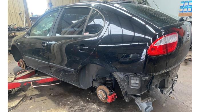 Seat Leon 1.6 16V Sloopvoertuig (2001, Zwart)