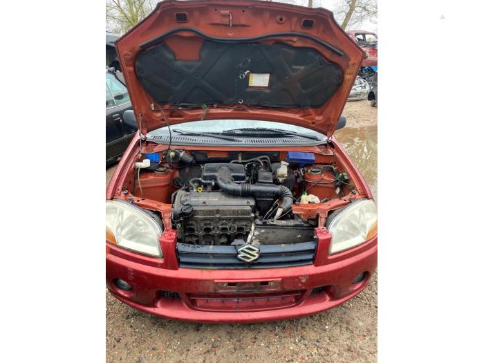 Suzuki Ignis 1.3 16V Sloopvoertuig (2001, Rood)