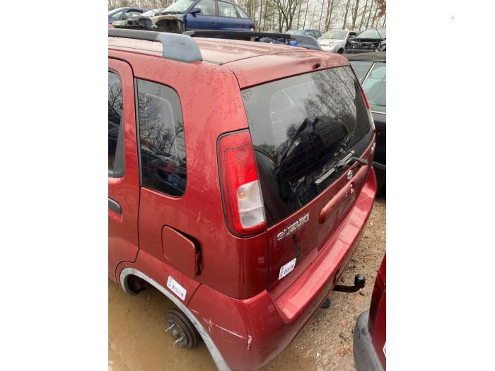 Suzuki Ignis 1.3 16V Sloopvoertuig (2001, Rood)