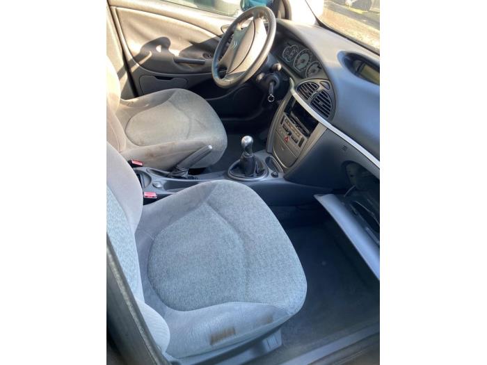 Citroen C5 II Berline 2.0 16V Sloopvoertuig (2006, Zwart)