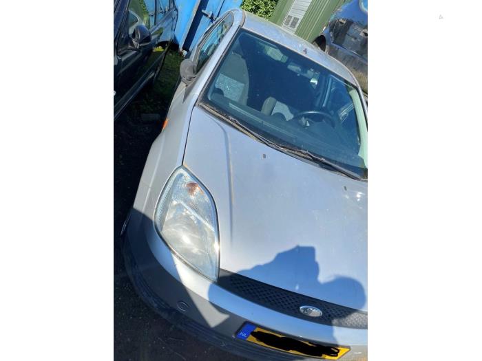 Ford Fiesta 5 1.3 Sloopvoertuig (2004, Grijs)