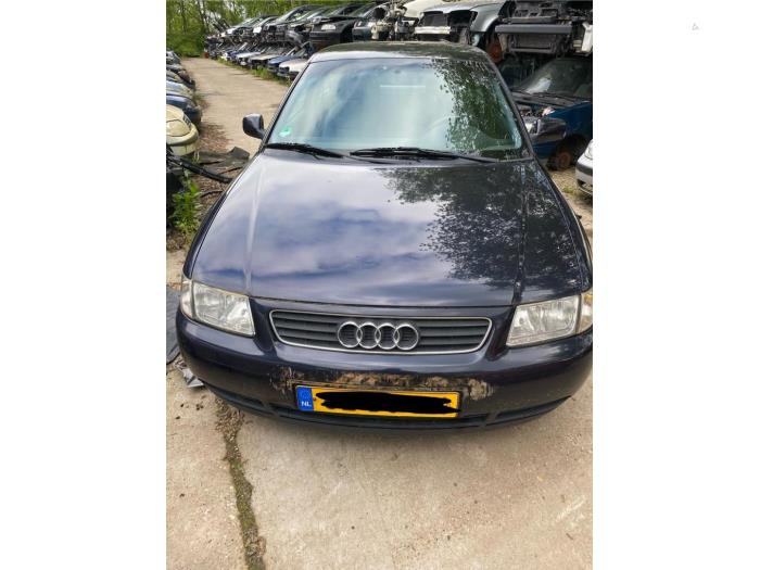 Audi A3 1.6 Sloopvoertuig (1999, Blauw)