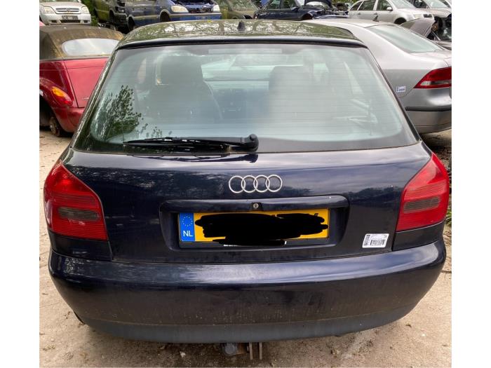 Audi A3 1.6 Sloopvoertuig (1999, Blauw)