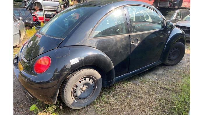 Volkswagen New Beetle 1.6 Sloopvoertuig (2002, Zwart)