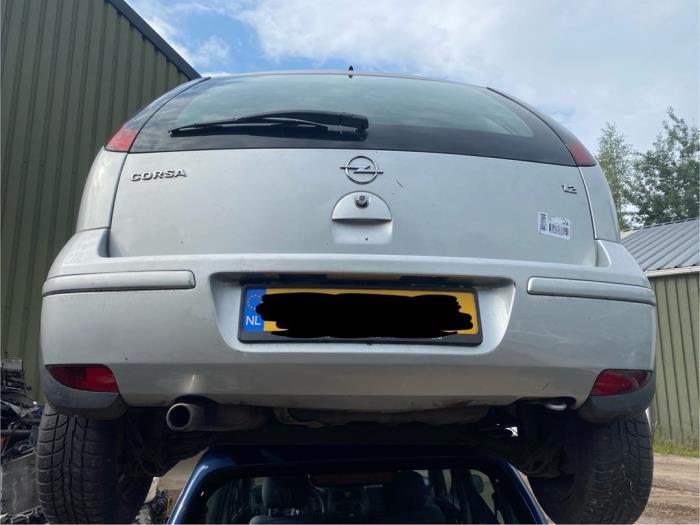 Opel Corsa C 1.2 16V Sloopvoertuig (2004, Grijs)