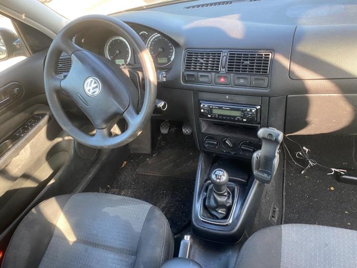 Volkswagen Golf IV 1.6 16V Sloopvoertuig (2003, Zwart)