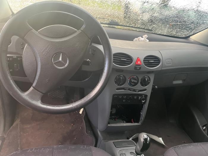 Mercedes A 1.4 A-140 Sloopvoertuig (2001, Grijs)