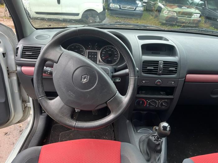 Renault Clio II 1.2 16V Sloopvoertuig (2003, Grijs)
