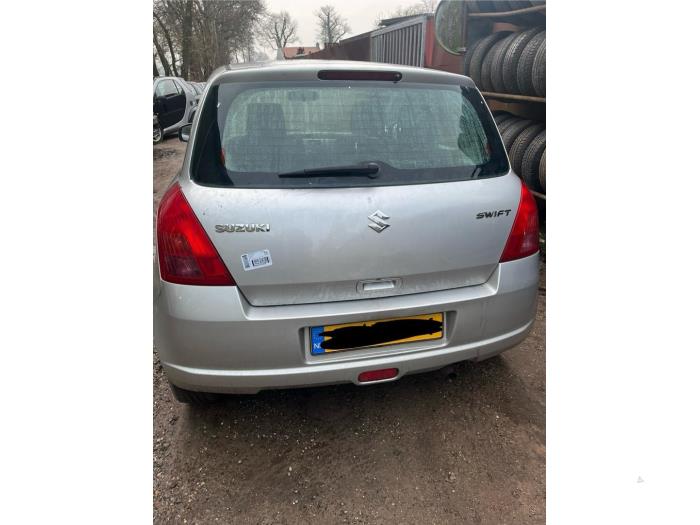Suzuki Swift 1.3 VVT 16V Sloopvoertuig (2005, Grijs)