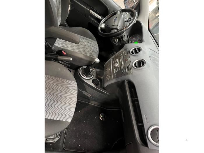 Ford Fusion 1.4 16V Sloopvoertuig (2007, Zwart)