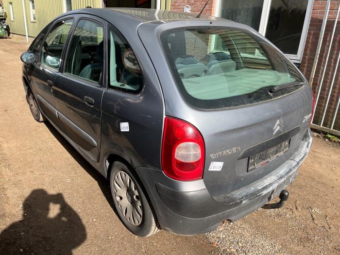 Citroen Xsara Picasso 1.6 Sloopvoertuig (2004, Grijs)