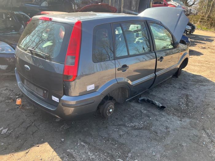Ford Fusion 1.6 16V Sloopvoertuig (2002, Grijs)