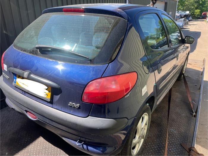 Peugeot 206 1.4 XR,XS,XT,Gentry Sloopvoertuig (2000, Blauw)