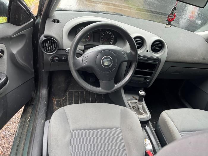 Seat Ibiza III 1.4 16V 100 Sloopvoertuig (2002, Groen)