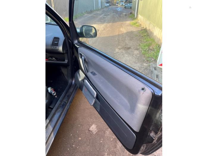 Seat Arosa 1.4i Sloopvoertuig (2005, Zwart)