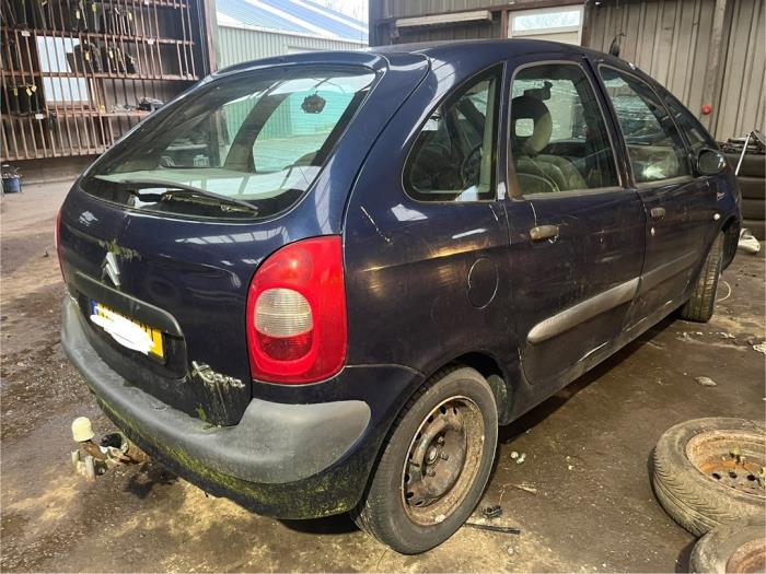 Citroen Xsara Picasso 1.8 16V Sloopvoertuig (2002, Blauw)