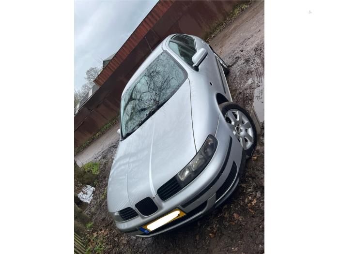Seat Leon 1.6 16V Sloopvoertuig (2002, Grijs)