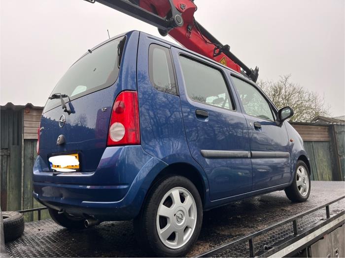 Opel Agila 1.2 16V Sloopvoertuig (2004, Blauw)
