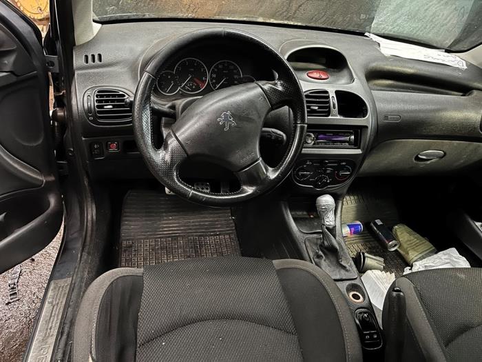 Peugeot 207/207+ 1.6 16V Sloopvoertuig (2006, Zwart)