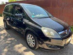 Opel Zafira 2.2 16V Direct Ecotec Sloopvoertuig (2008, Zwart)