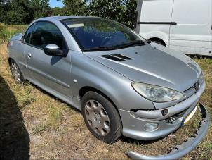 Peugeot 206 CC 1.6 16V Sloopvoertuig (2003, Grijs)