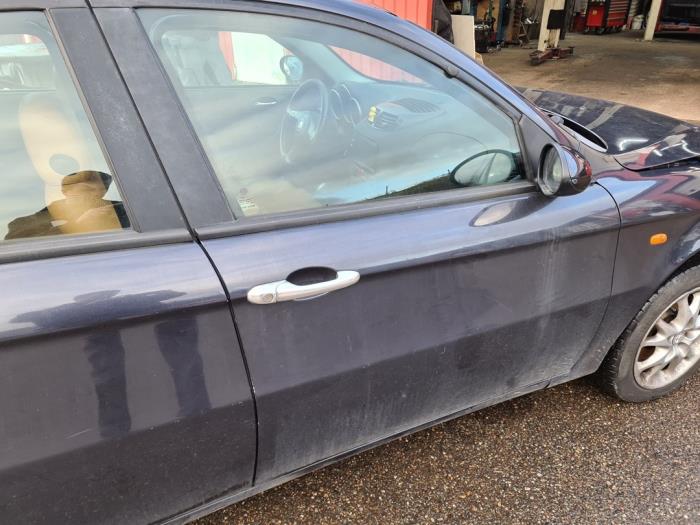 Alfa Romeo 147 1.6 HP Twin Spark 16V Sloopvoertuig (2003, Blauw)