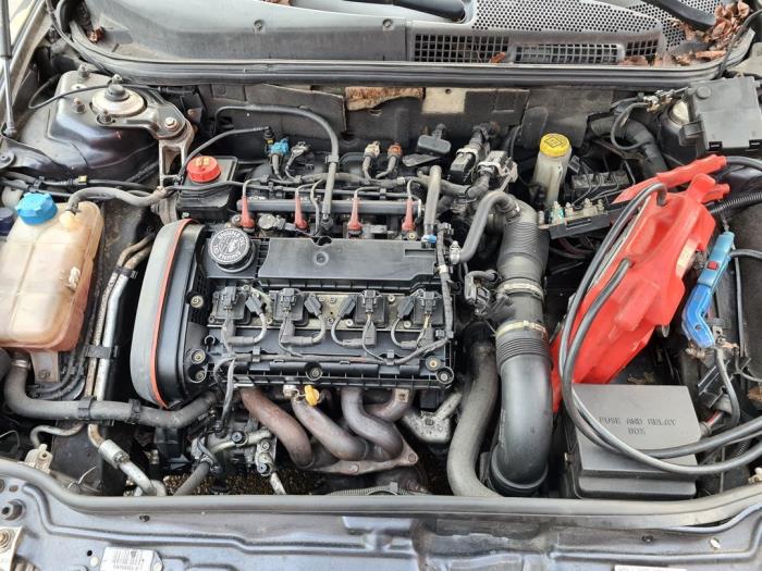 Alfa Romeo 147 1.6 HP Twin Spark 16V Sloopvoertuig (2003, Blauw)