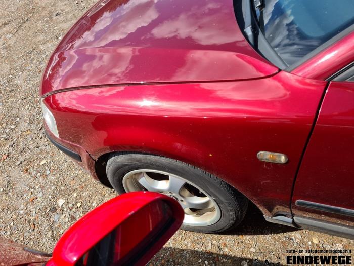 Volkswagen Passat 2.3 VR5 Sloopvoertuig (1999, Rood)